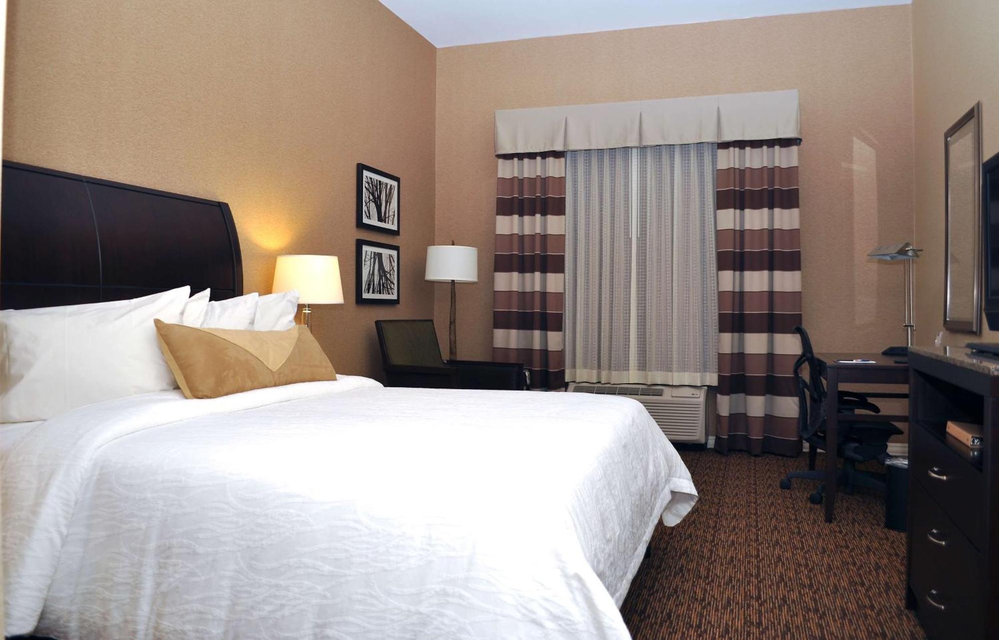 Hilton Garden Inn St. Louis Airport Berkeley Esterno foto